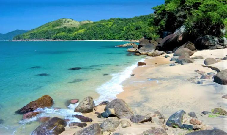 Apartamento 2 novíssimo e bem localizado - Itaguá - UBATUBA-SP Esterno foto
