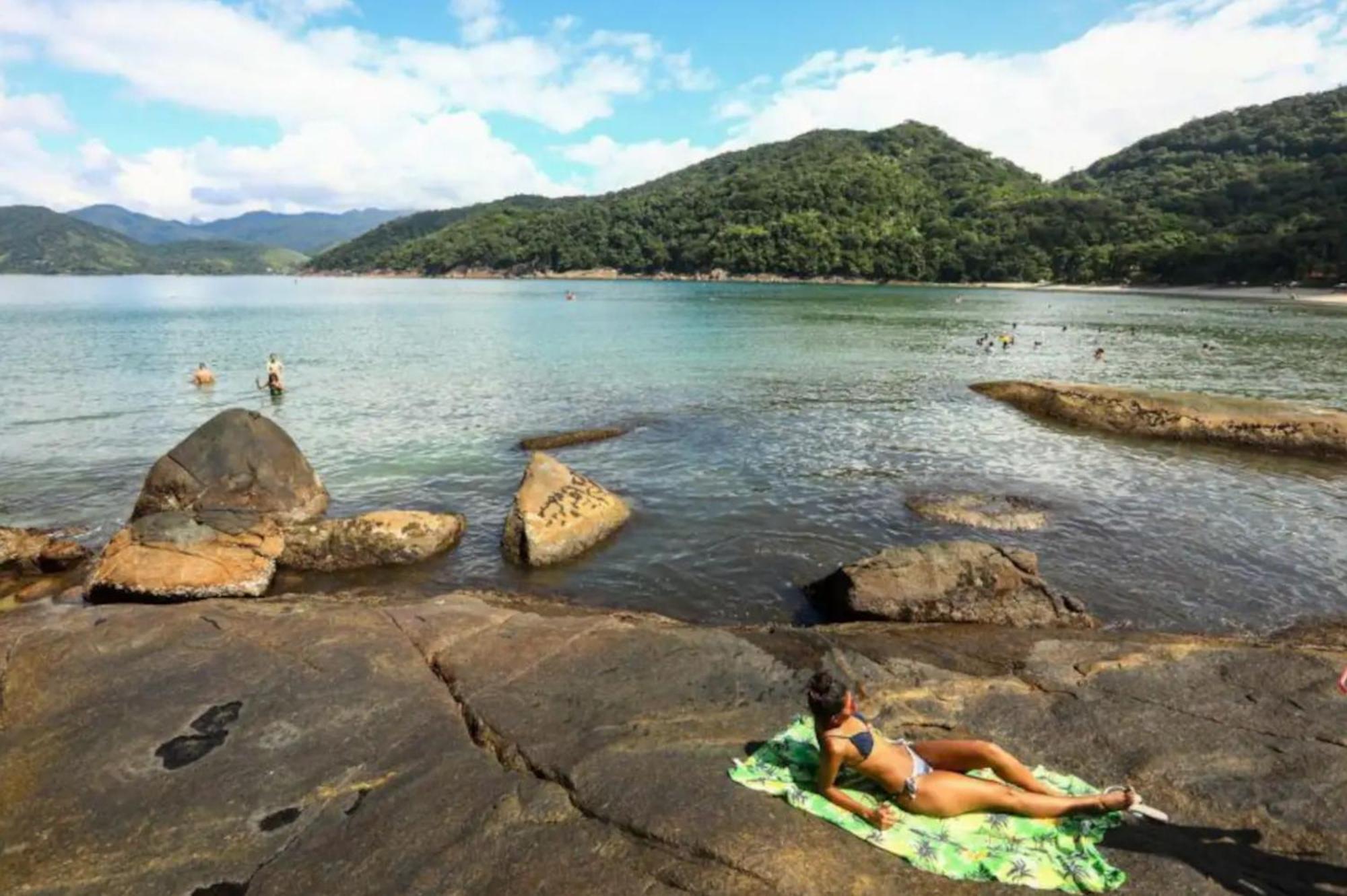 Apartamento 2 novíssimo e bem localizado - Itaguá - UBATUBA-SP Esterno foto
